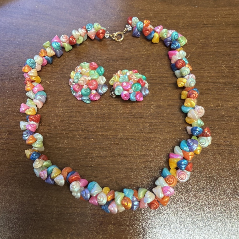 Vintage Colorful Shell Bead Necklace & Clip-On Earrings Set Iridescent Rainbow